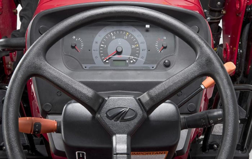 2025 Mahindra 6000 Series 6065 4WD Mahindra